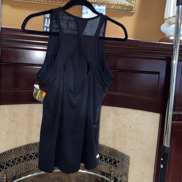 Danskin- Women Sports Tank - Picture 2 of 6